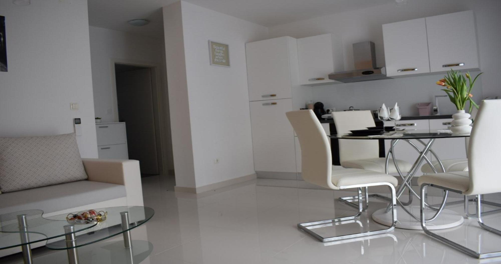 Apartmani Foresta Kras Екстериор снимка