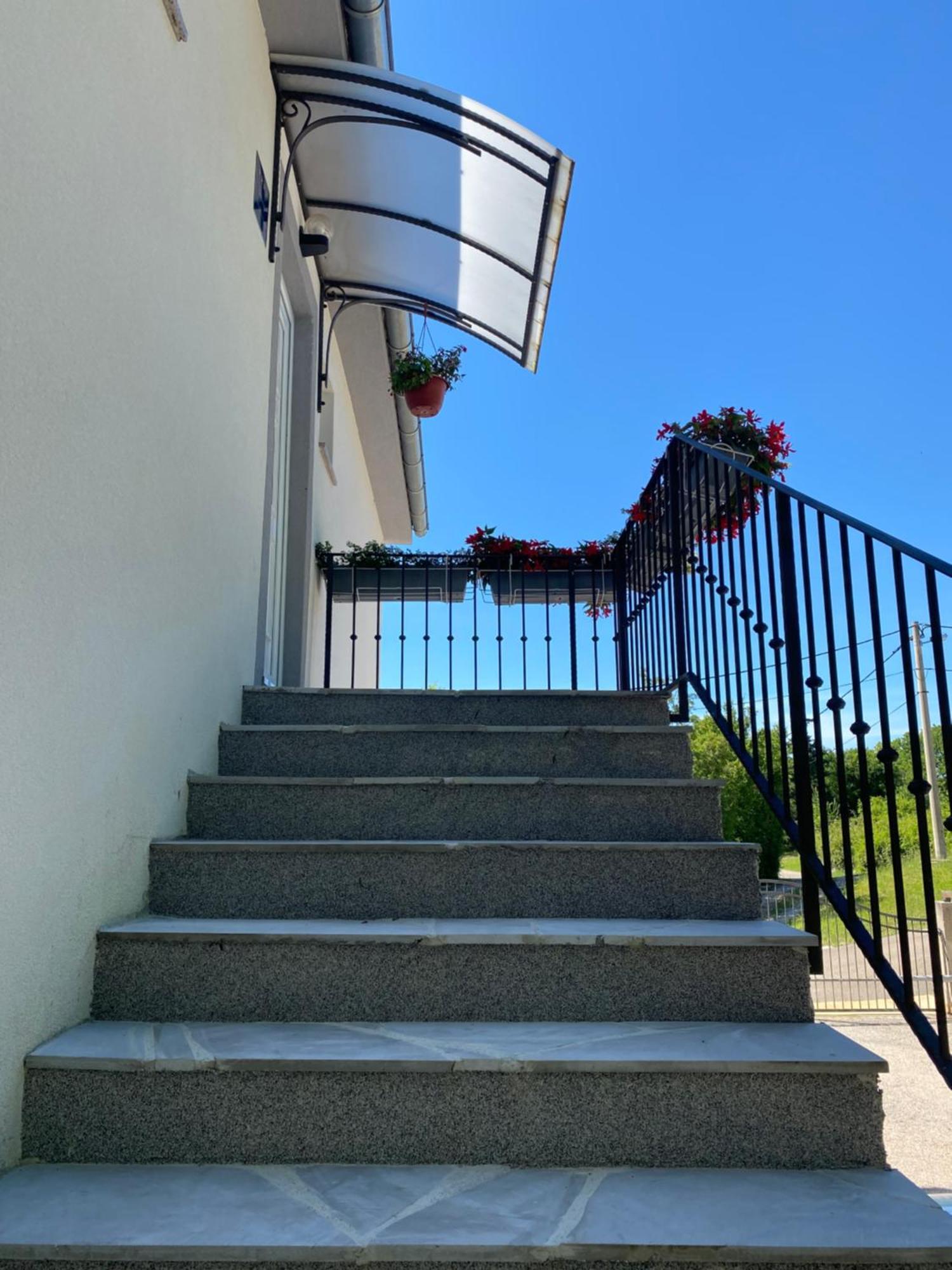 Apartmani Foresta Kras Екстериор снимка